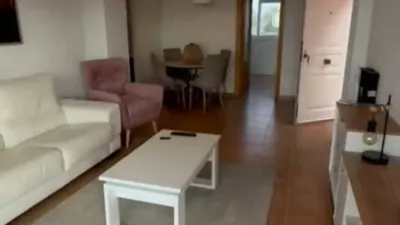 Piso en alquiler en Carrer Madrid, San Jorge - Sant Jordi de 700 €<span>/mes</span>