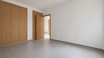 Piso en Carrer de José María Puigdellivol photo 7