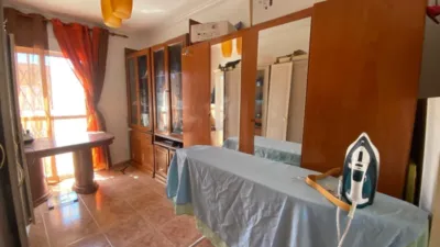 Casa adosada en venta en Carretera de la Mojonera, cerca de Avenida de Pablo Picasso, Centro (Distrito Núcleo Urbano. Roquetas de Mar) de 189.000 €