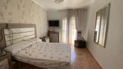 Casa adosada en venta en Carretera de la Mojonera, cerca de Avenida de Pablo Picasso, Centro (Distrito Núcleo Urbano. Roquetas de Mar) de 189.000 €