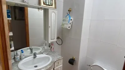 Casa adosada en venta en Carretera de la Mojonera, cerca de Avenida de Pablo Picasso, Centro (Distrito Núcleo Urbano. Roquetas de Mar) de 189.000 €