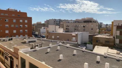 Piso en venta en Centro, Centro (Distrito Núcleo Urbano. Roquetas de Mar) de 130.000 €