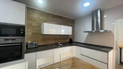 Casa en venta en Plaza de las Alpujarras, Centro (Distrito Núcleo Urbano. Roquetas de Mar) de 187.000 €