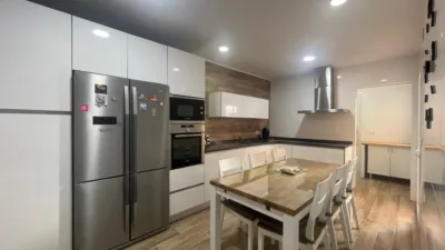 Casa en venta en Plaza de las Alpujarras, Centro (Distrito Núcleo Urbano. Roquetas de Mar) de 187.000 €