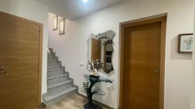 Casa en venta en Plaza de las Alpujarras, Centro (Distrito Núcleo Urbano. Roquetas de Mar) de 187.000 €