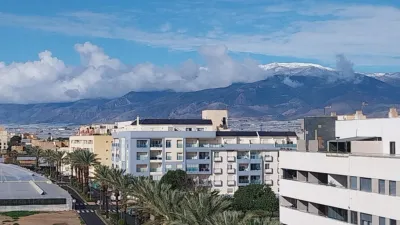 Piso en venta en Avenida de José Amat Benavides, Centro (Distrito Núcleo Urbano. Roquetas de Mar) de 185.000 €