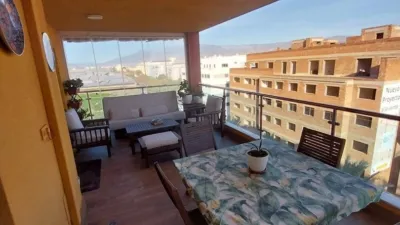 Piso en venta en Avenida de José Amat Benavides, Centro (Distrito Núcleo Urbano. Roquetas de Mar) de 185.000 €