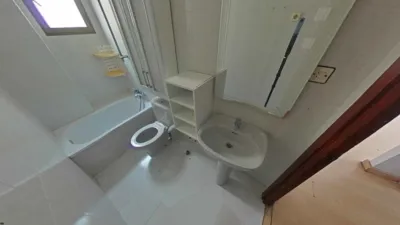Piso en calle Sicardo, 50 photo 3