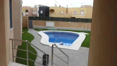 Piso en venta en Calle de Dioniso, Av. Juan Carlos I-Plaza de Toros (Distrito Núcleo Urbano. Roquetas de Mar) de 132.000 €