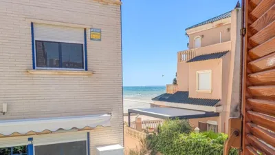 Apartment on Carrer de Francisco Cantó photo 18