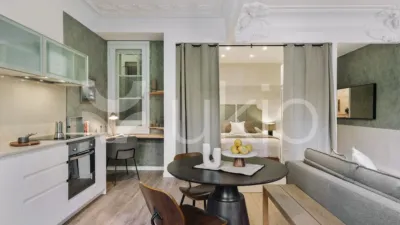 Estudio en alquiler en Carrer de la Diputació, cerca de Carrer de Casanova, Sant Antoni (Distrito Eixample. Barcelona Capital) de 2.185 €<span>/mes</span>