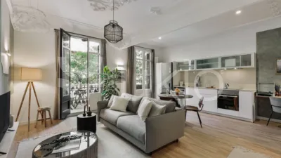 Estudio en alquiler en Carrer de la Diputació, cerca de Carrer de Casanova, Sant Antoni (Distrito Eixample. Barcelona Capital) de 2.185 €<span>/mes</span>