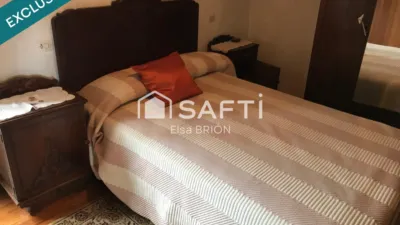 Casa en venta en Noia, Noia de 90.000 €