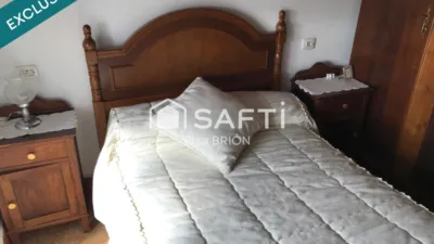 Casa en venta en Noia, Noia de 90.000 €