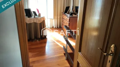 Casa en venta en Noia, Noia de 90.000 €