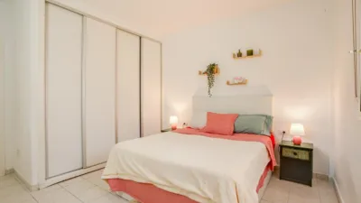 Apartment on Calle de Venecia photo 12