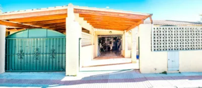Xalet en venda a Urbanizaciones, La Nucia de 379.050 €
