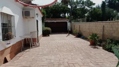 Chalet on Calle C del Quejigo 2 photo 8