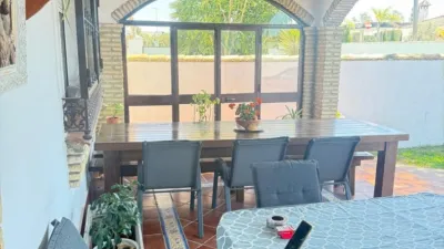 Chalet in Los Gallos photo 4