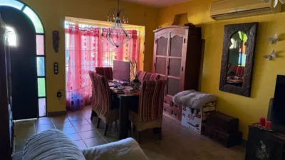 Chalet en La Dehesilla photo 9