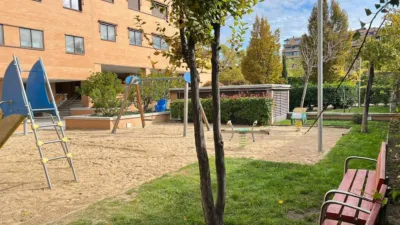 Piso en alquiler en Avenida del Santuario de Valverde, cerca de Calle de la Colegiata de Cervatos - Imagen 25