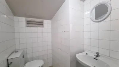 Local comercial en venta en Avenida de los Mallos, cerca de Calle de Pedroso - Més