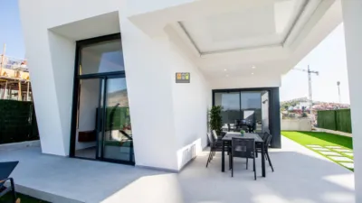 Villa in Golf Puig Campana photo 7