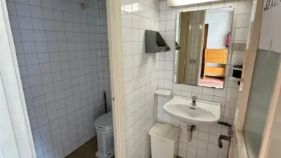 Oficina en alquiler en Calle de las Huertas - Más