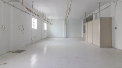 Local comercial en venta en Avenida de la Concordia, cerca de Calle Rafael Barez - Vista 2