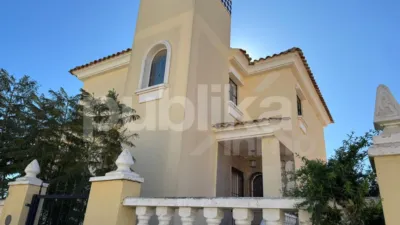 House on Calle Chipre photo 3