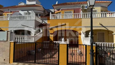 House on Calle Chipre photo 7