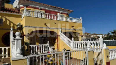 House on Calle Chipre photo 9