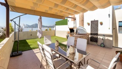 Duplex on Calle de la Gardenia photo 2