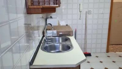 Piso en alquiler en Calle del Alberche, El Plantinar-El Juncal-Avenida de la Paz (Distrito Sur. Sevilla Capital) de 1.400 €<span>/mes</span>