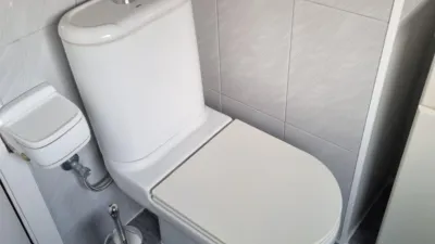 Piso en alquiler en Calle del Alberche, El Plantinar-El Juncal-Avenida de la Paz (Distrito Sur. Sevilla Capital) de 1.400 €<span>/mes</span>