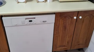 Piso en alquiler en Calle del Alberche, El Plantinar-El Juncal-Avenida de la Paz (Distrito Sur. Sevilla Capital) de 1.400 €<span>/mes</span>
