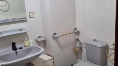 Piso en alquiler en Calle del Alberche, El Plantinar-El Juncal-Avenida de la Paz (Distrito Sur. Sevilla Capital) de 1.400 €<span>/mes</span>