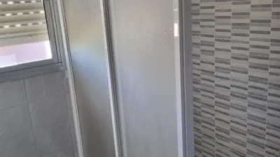 Piso en alquiler en Calle del Alberche, El Plantinar-El Juncal-Avenida de la Paz (Distrito Sur. Sevilla Capital) de 1.400 €<span>/mes</span>