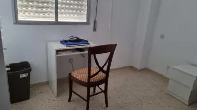 Piso en alquiler en Calle del Alberche, El Plantinar-El Juncal-Avenida de la Paz (Distrito Sur. Sevilla Capital) de 1.400 €<span>/mes</span>