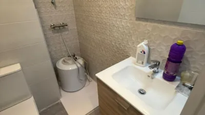 Habitación en alquiler en El Juncal, El Plantinar-El Juncal-Avenida de la Paz (Distrito Sur. Sevilla Capital) de 325 €<span>/mes</span>