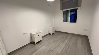 Habitación en alquiler en Calle del Alberche, El Plantinar-El Juncal-Avenida de la Paz (Distrito Sur. Sevilla Capital) de 400 €<span>/mes</span>