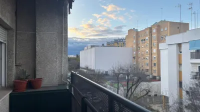 Piso en alquiler en Nervión, Ciudad Jardín (Distrito Nervión. Sevilla Capital) de 1.200 €<span>/mes</span>