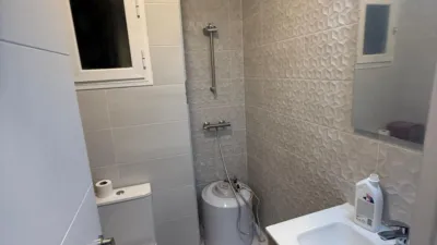 Piso en alquiler en Calle del Alberche, El Plantinar-El Juncal-Avenida de la Paz (Distrito Sur. Sevilla Capital) de 1.600 €<span>/mes</span>