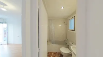 Flat in Centre-Can Mariner photo 25