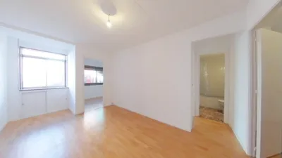 Flat in Centre-Can Mariner photo 6