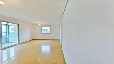 Flat in Centre photo 2