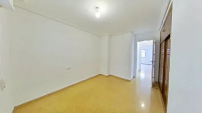 Flat in Centre photo 9