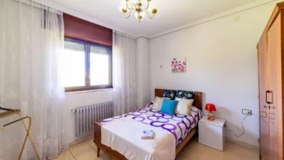 Chalet en venta en Castilla y Leon, Morales del Vino de 250.000 €