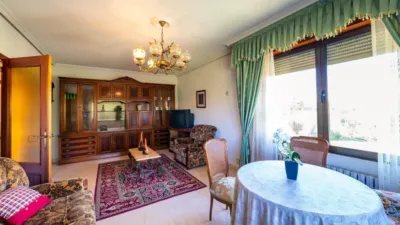 Chalet en venta en Castilla y Leon, Morales del Vino de 250.000 €