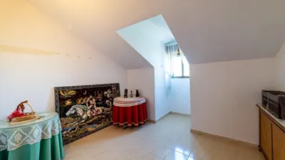 Chalet en venta en Castilla y Leon, Morales del Vino de 250.000 €